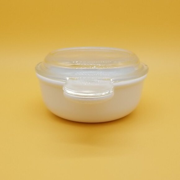 Corning Ware Grab It Bowl with Pyrex Glass Lid - Picture 2 of 5